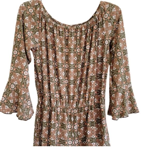 Du Jour Romper Off The Shoulder Bell Sleeves Print Romper Size Medium - Picture 7 of 15